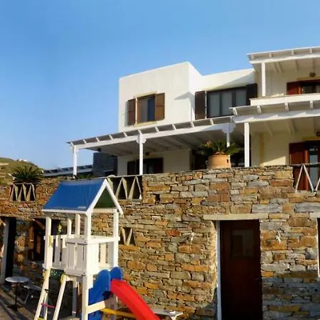 別荘 Koundouros Home